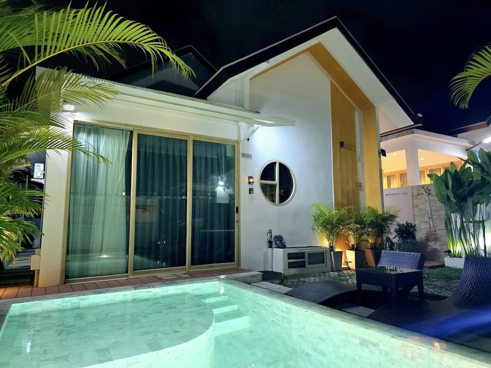 Lux Sila Pool Villa 3 Bedrooms 4 Beds