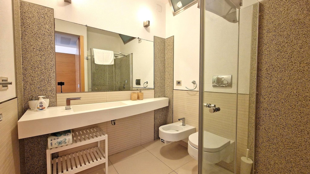 Suite La Giudecca sea View Sleeps 4 Wifi
