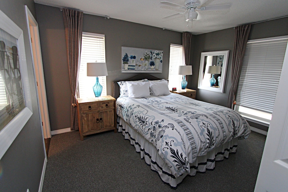 Pelican's Rest Beach House