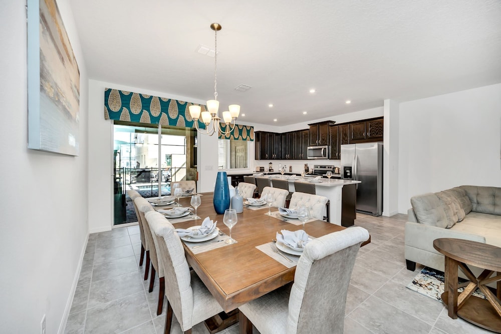 Solara Resort Home w Pool 15 min to Disney World