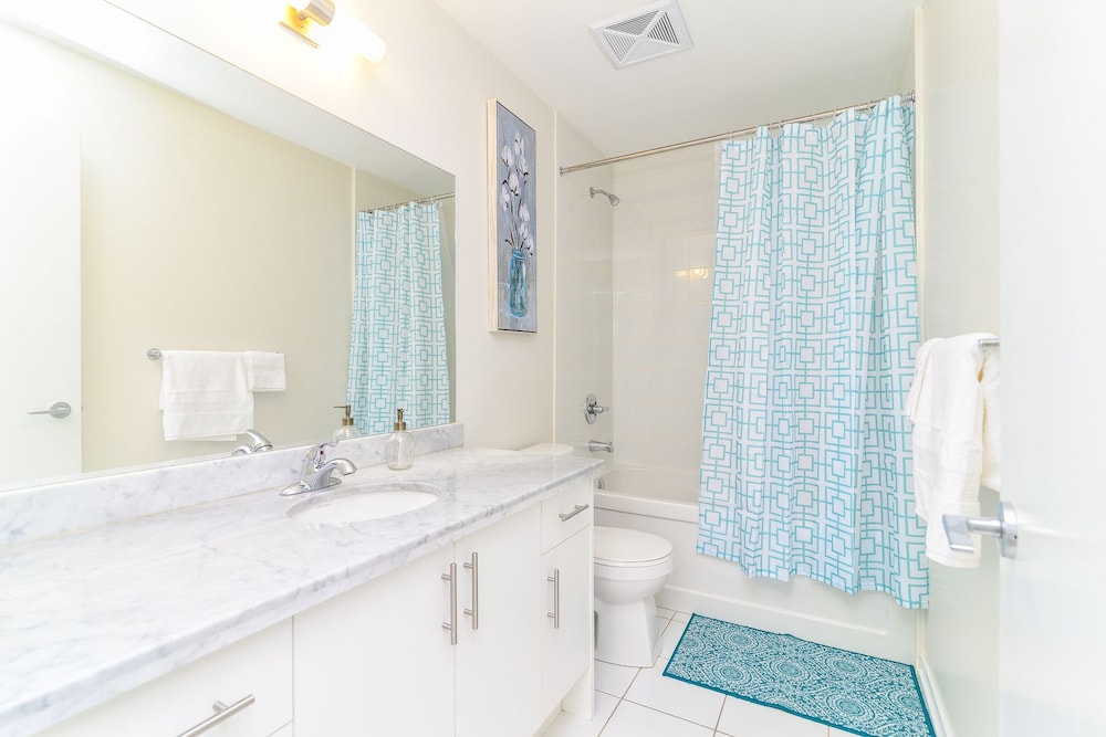 Billy's Suite view 2