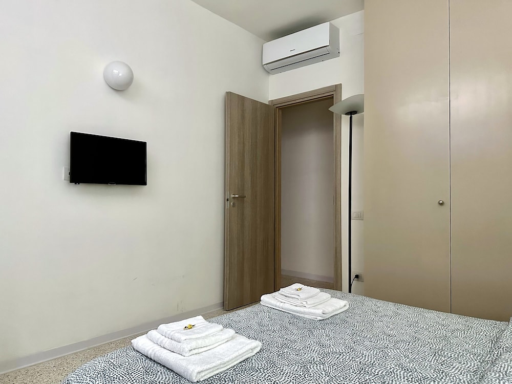 Navigli Apartments