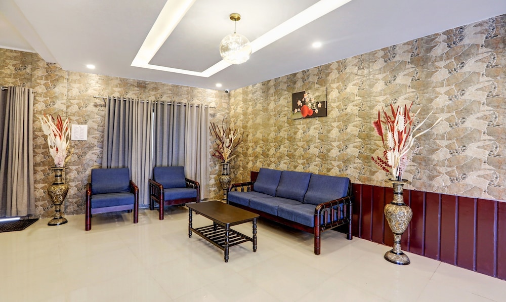 Madikeri Vacations - Itsy Hotels Regalia Grand, 500 Mtrs From Madikeri Fort - Property Image 2