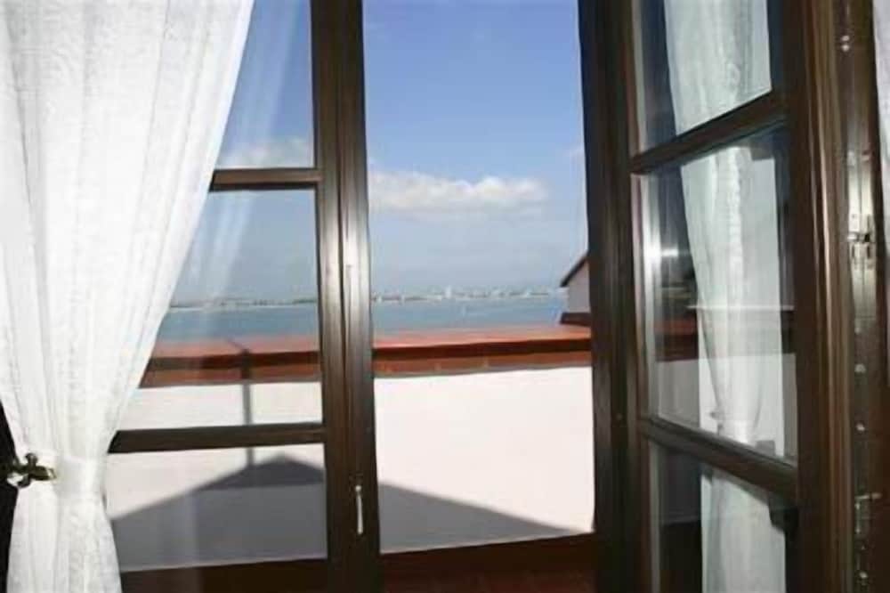 Trinity Sea Residence Nessebar