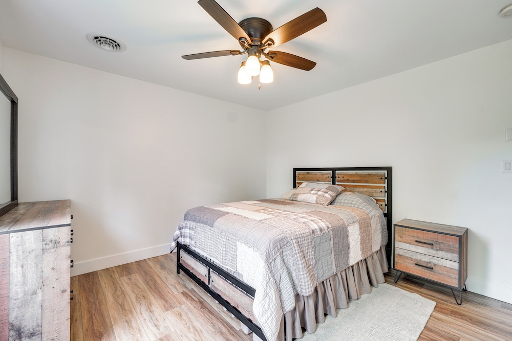 Fish, Hunt & Hike: Pet-friendly Home in Allenwood