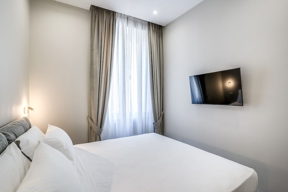 Pink Rose in Naples With 1 Bedrooms and 1 Bathrooms — Naples photo 5