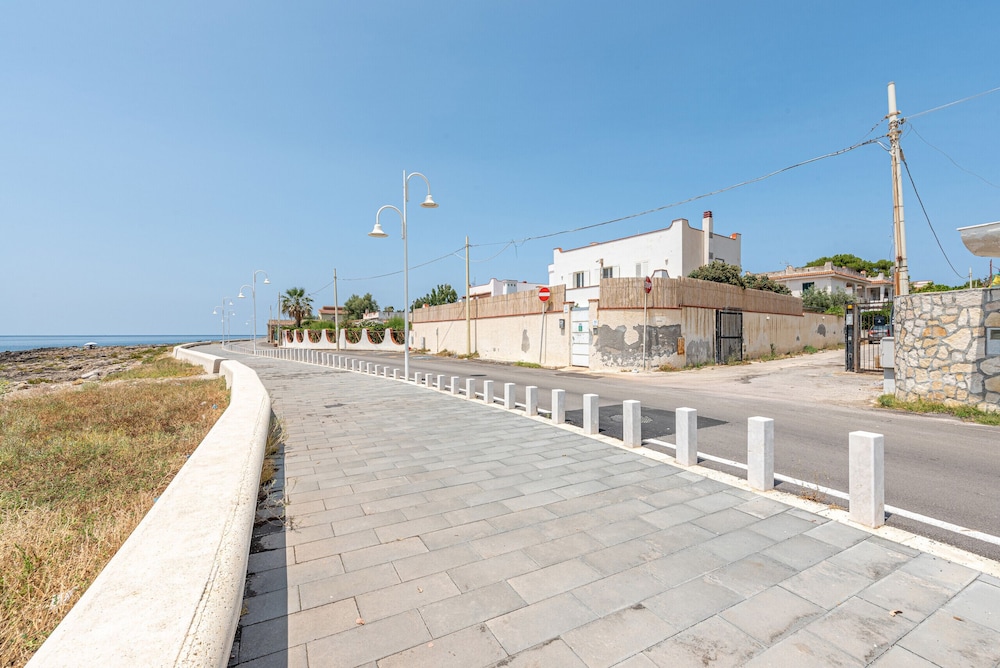 Casa Bouganvillea con Terrazza by Wonderful Italy
