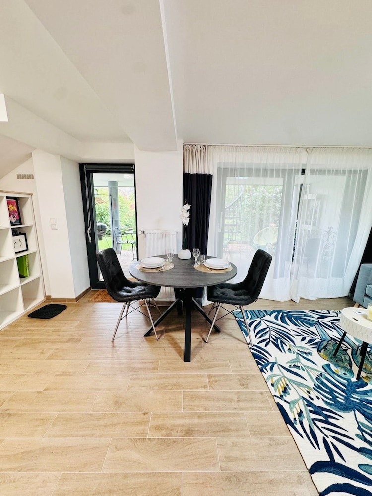 Cosy Studio in city center view 5