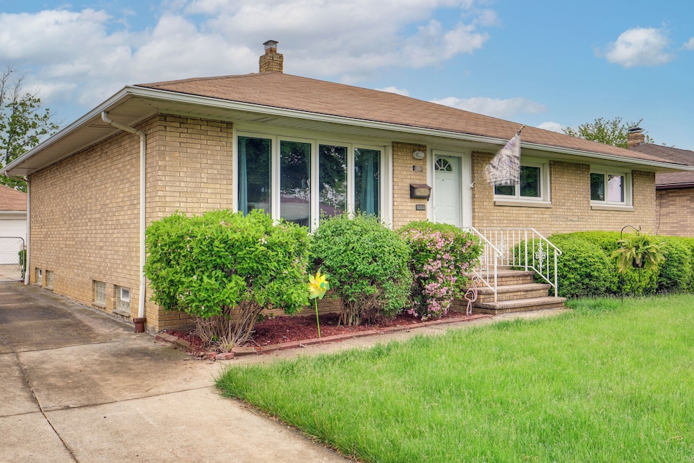 8 Mi to Cleveland: Family Home w/ Fenced Backyard!