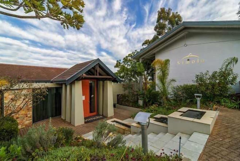 Sirius Lodge