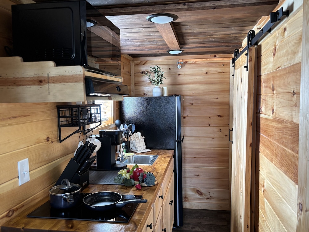 Sojourn Lodging