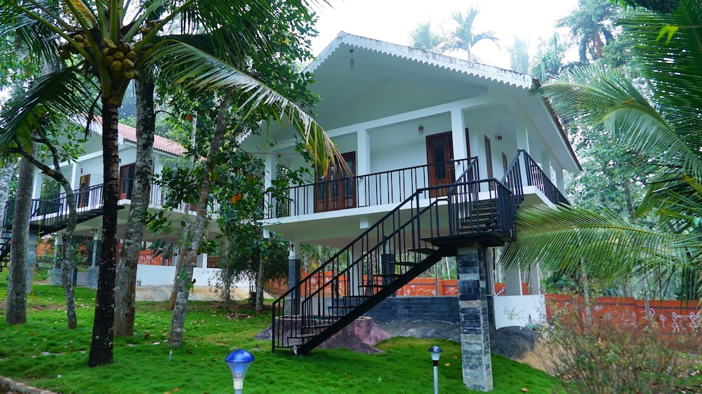 Kedara Village Resort