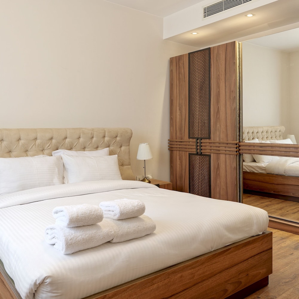 Vesta - Luxury Apt- 2Br - CFC XV