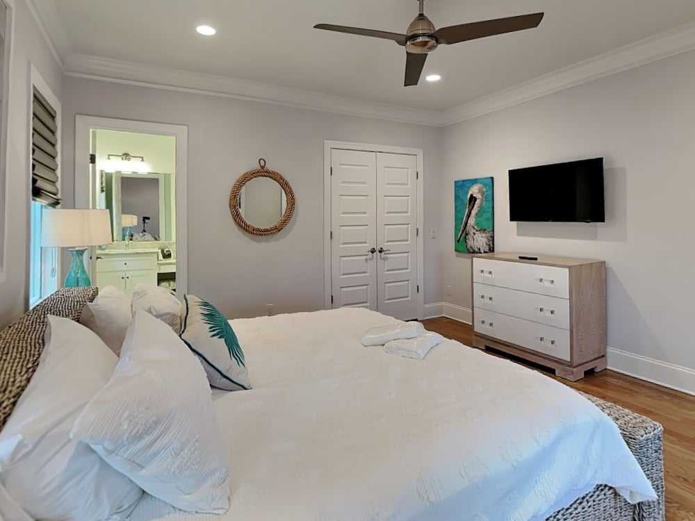 Southern Comfort by Carolina Retreats