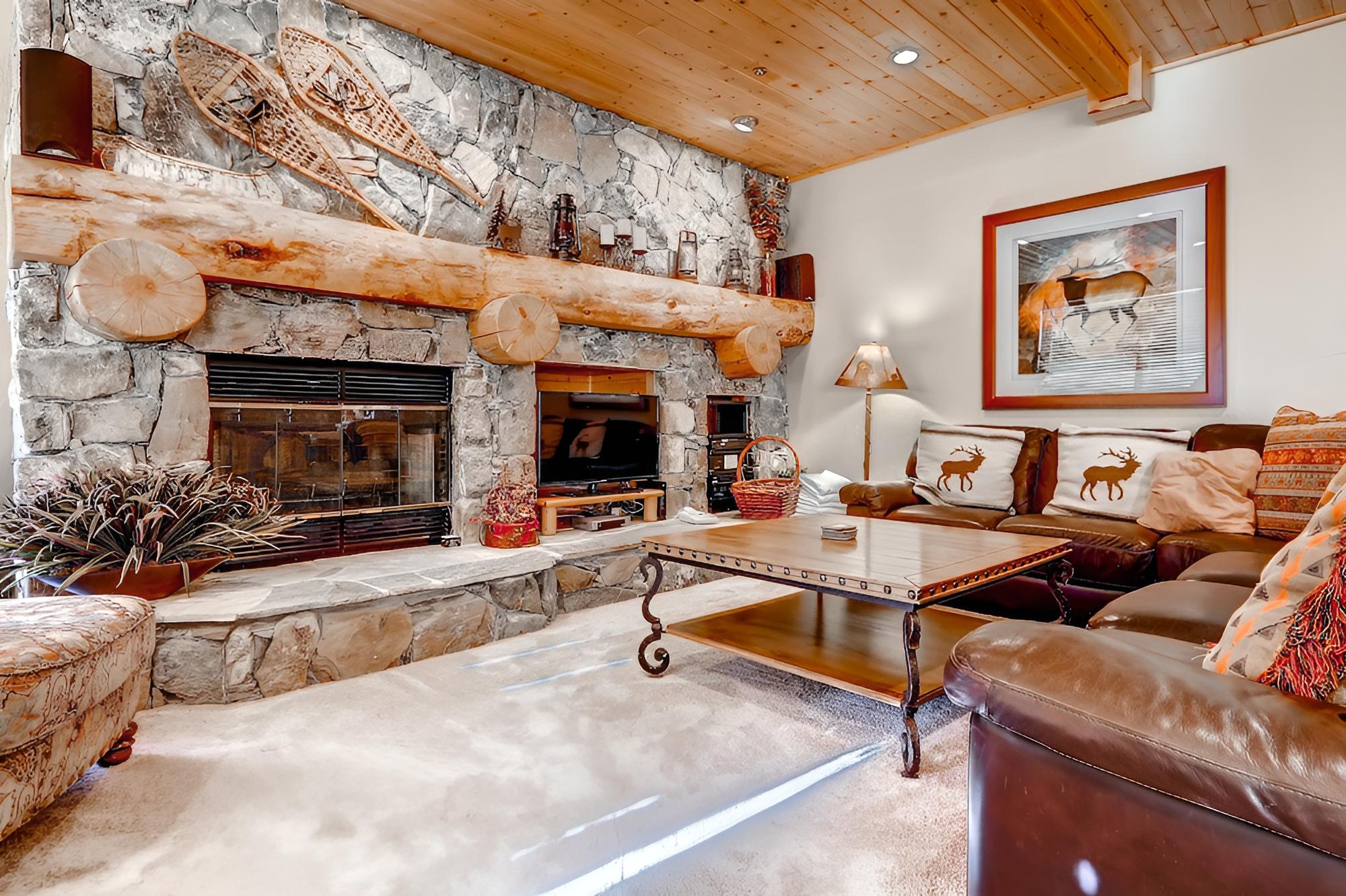 Bristlecone Condominiums by Vacasa