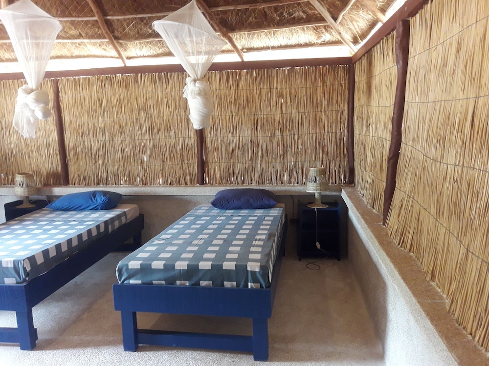 Hakuna Lodge