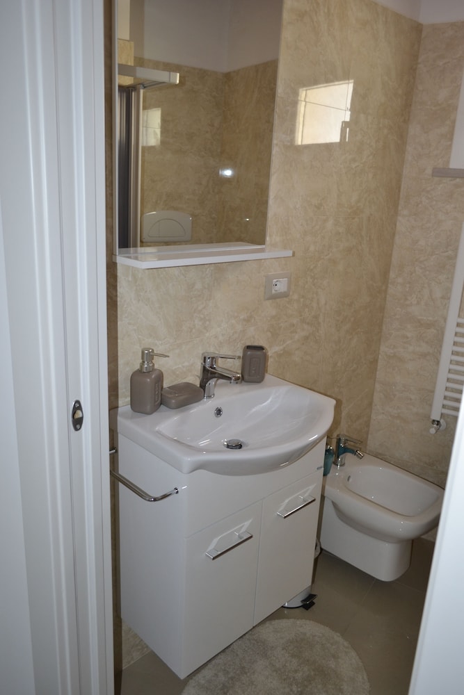 ATTICA B&B