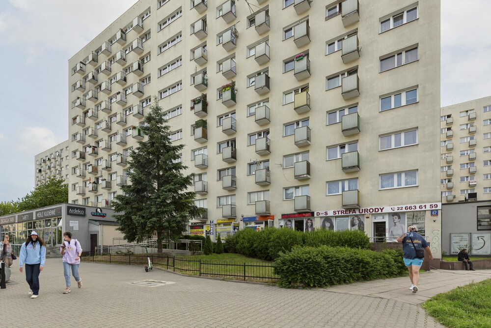 Żoliborz Modern 8th Floor by Renters