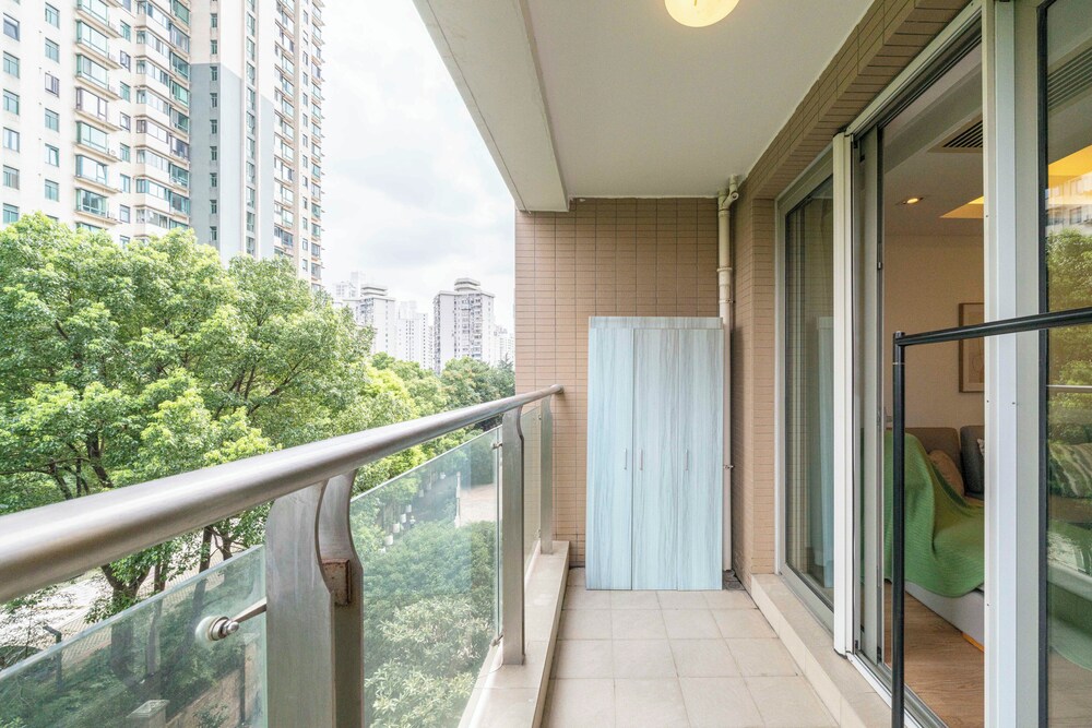 Tyms Premium 1BR 1BA Apt Yongxin Century