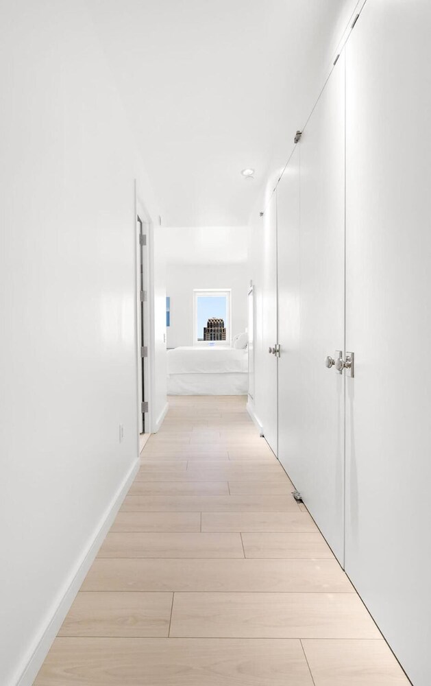 4 Bedroom Luxury Apartment - Grand Opening Promotion - 2