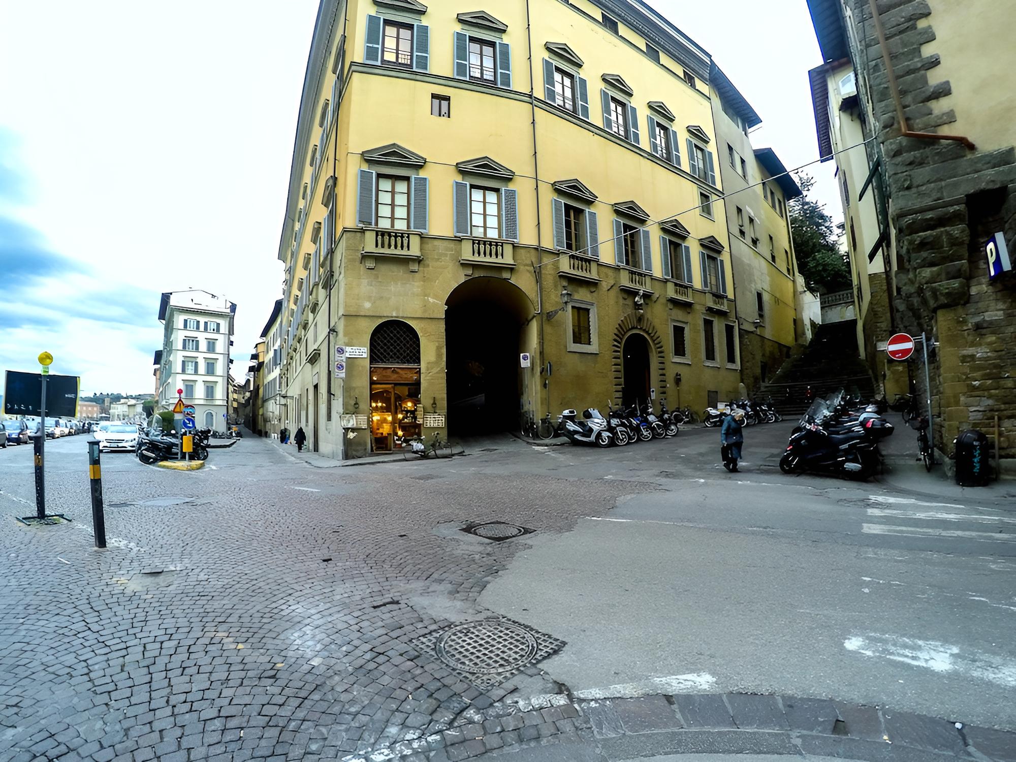 Soprarno Attico