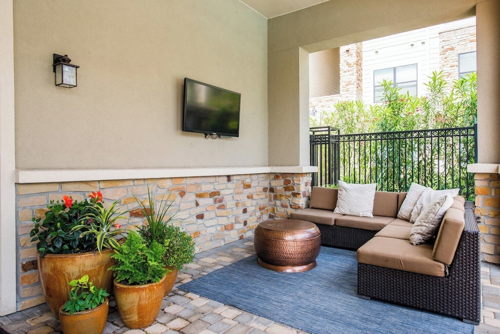 Landing Apartments Houston - Kingsland Blvd