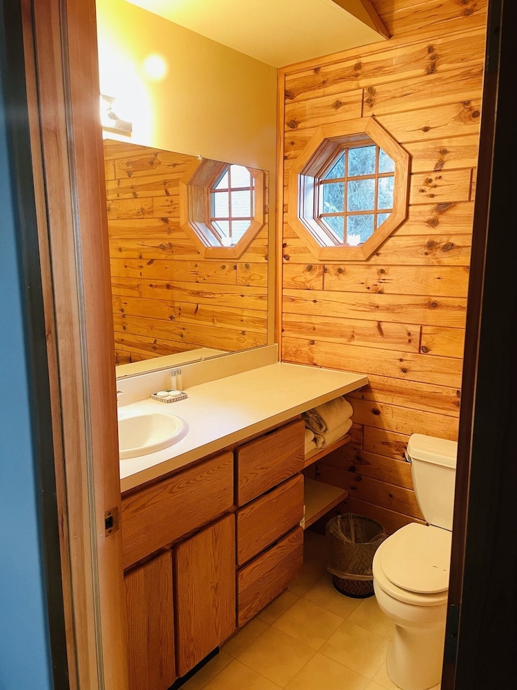 Drummond Island Resort