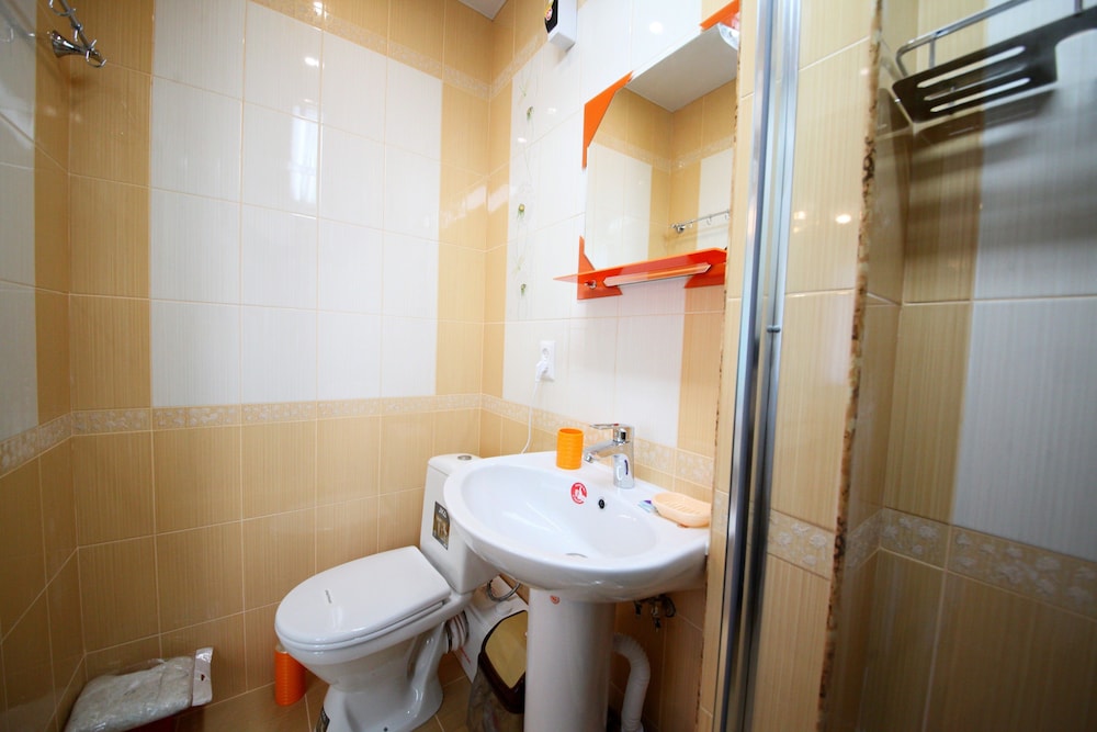 Guest House on Chernomorskaya Ulitsa