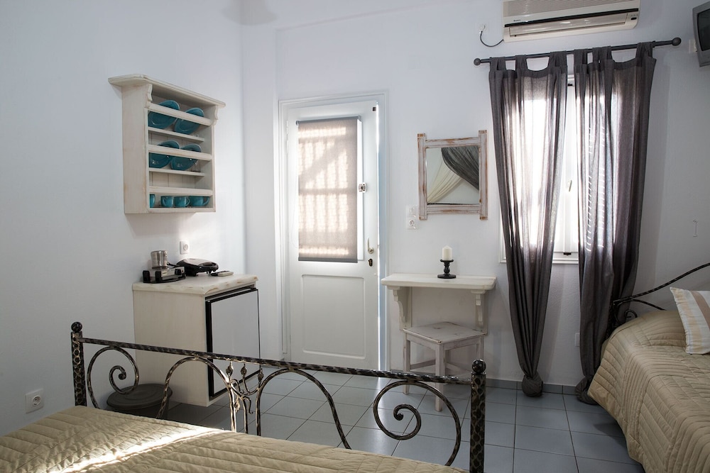 Irini Pension