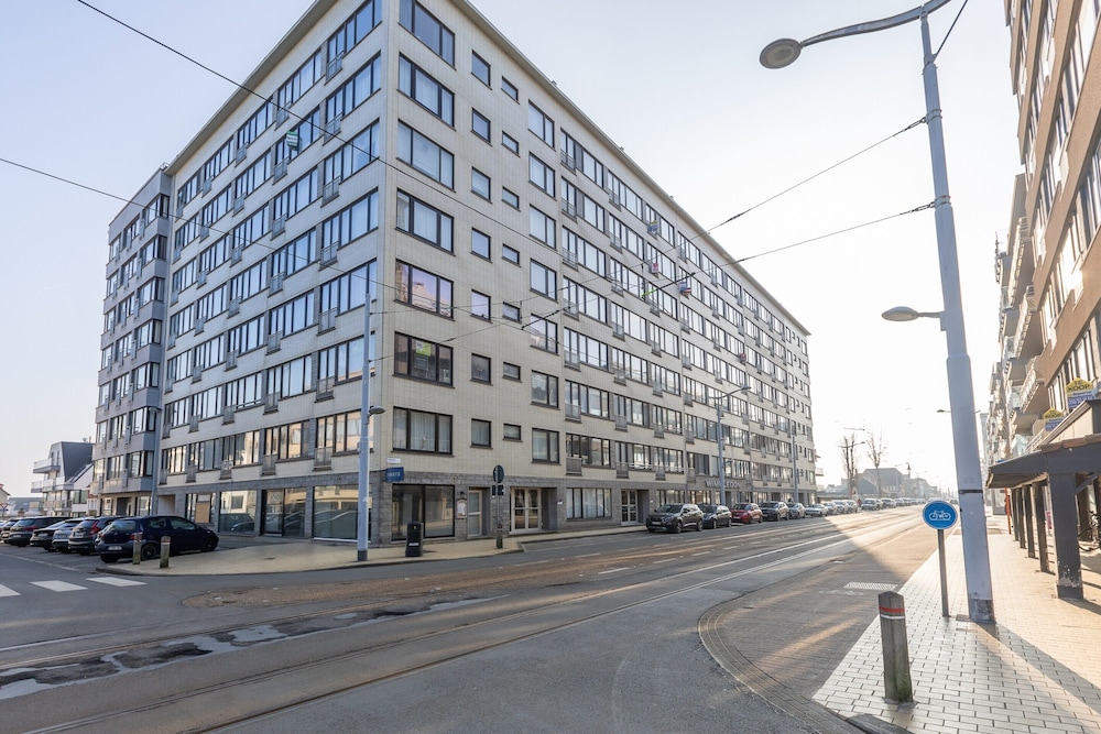 Penthouse Near Koksijde Beach