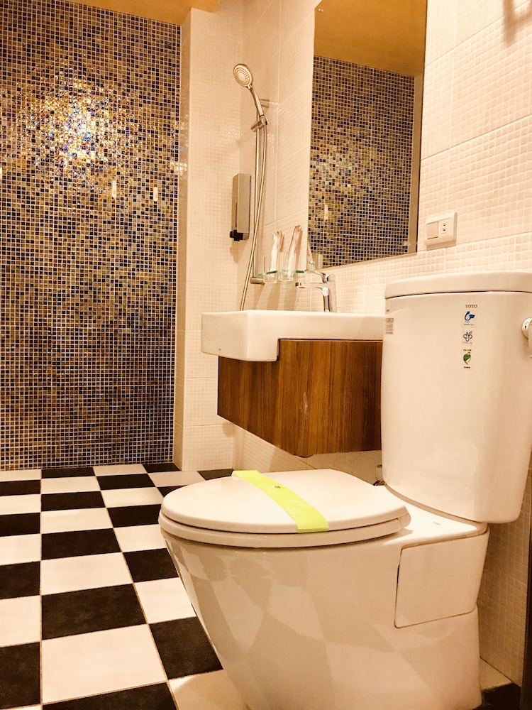 Mystery 13 B&B