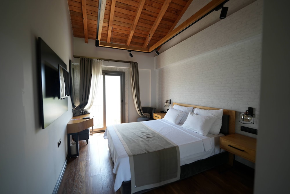 Azure Alaçatı - Image 13