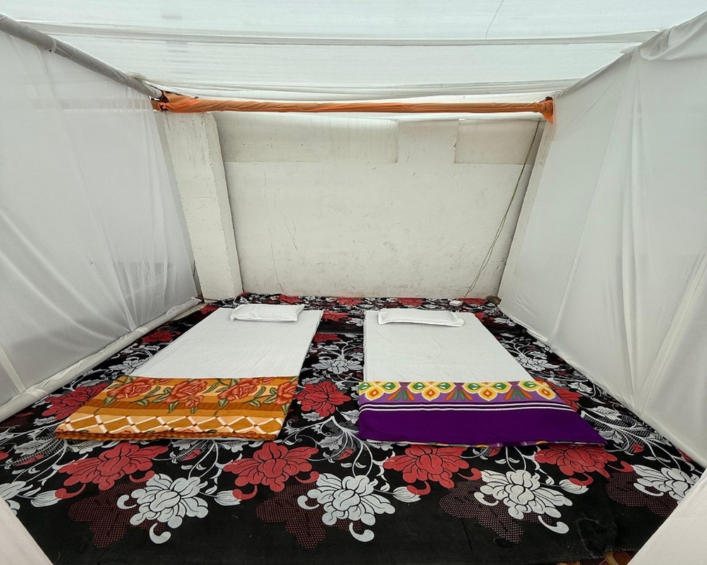 Arail Tent City Kumbh Cottage