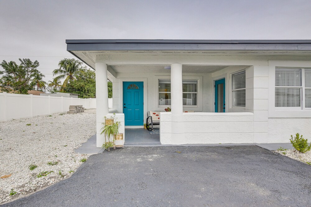 Fort Lauderdale Duplex ~ 6 Mi to Los Olas Beach!
