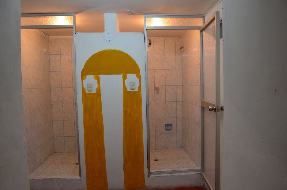 Hotel Casa Suecia - Hostel