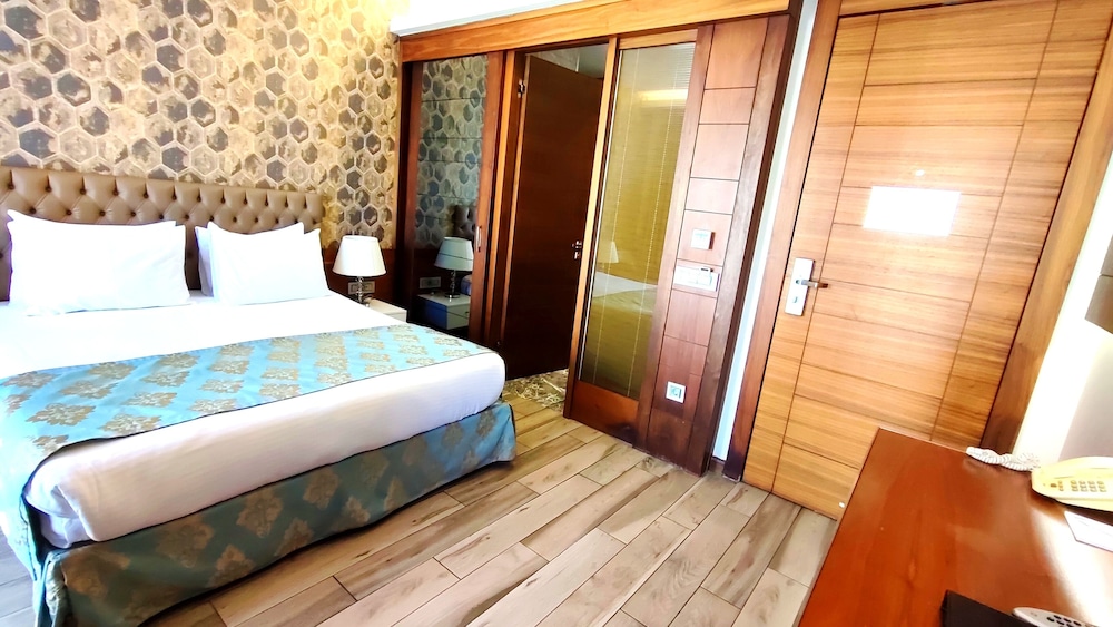 Old Port Otel - Image 22