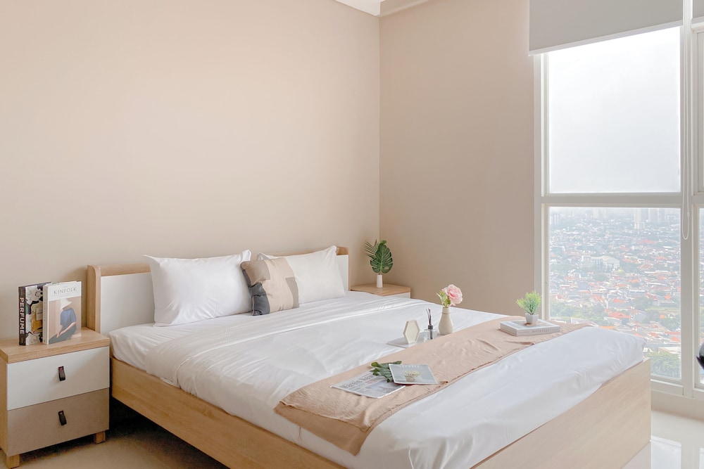 Best Deal and Elegant 2BR Apartment at Ciputra International