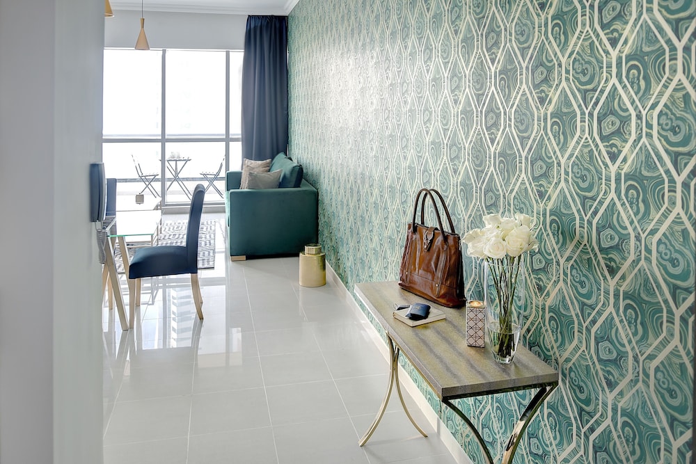 Dream Inn Dubai Bay Central