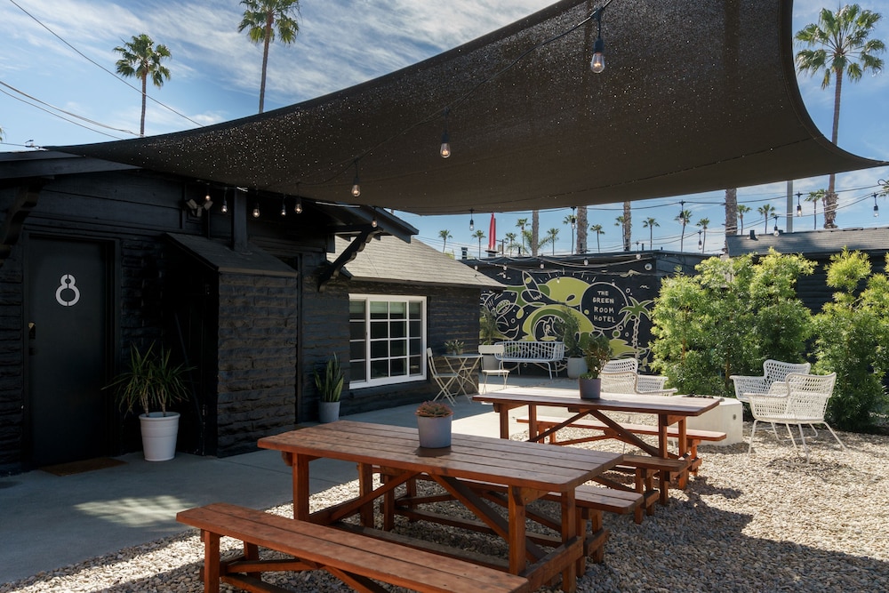 Hotel The Green Room Hotel