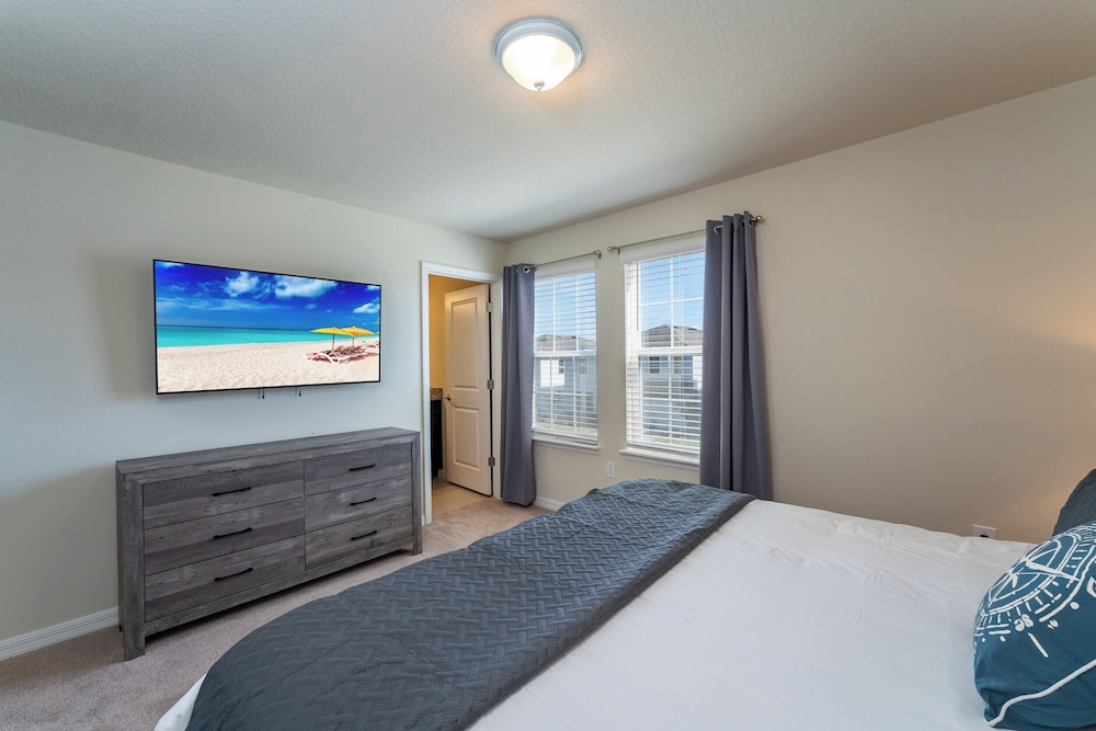 Discover Your Perfect Getaway 8BR Wonder