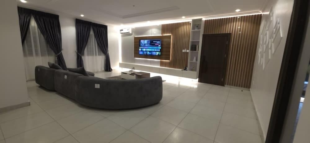 7th Rest Luxury Apartments