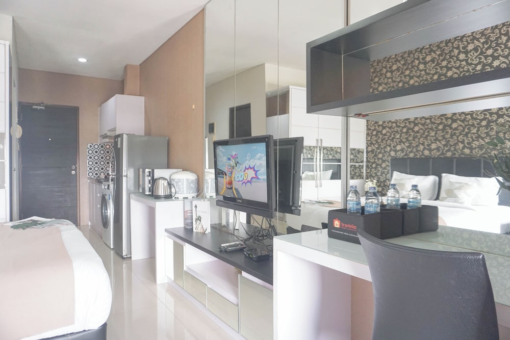 Minimalist And Relaxing Studio Room At Tamansari Semanggi Apartment