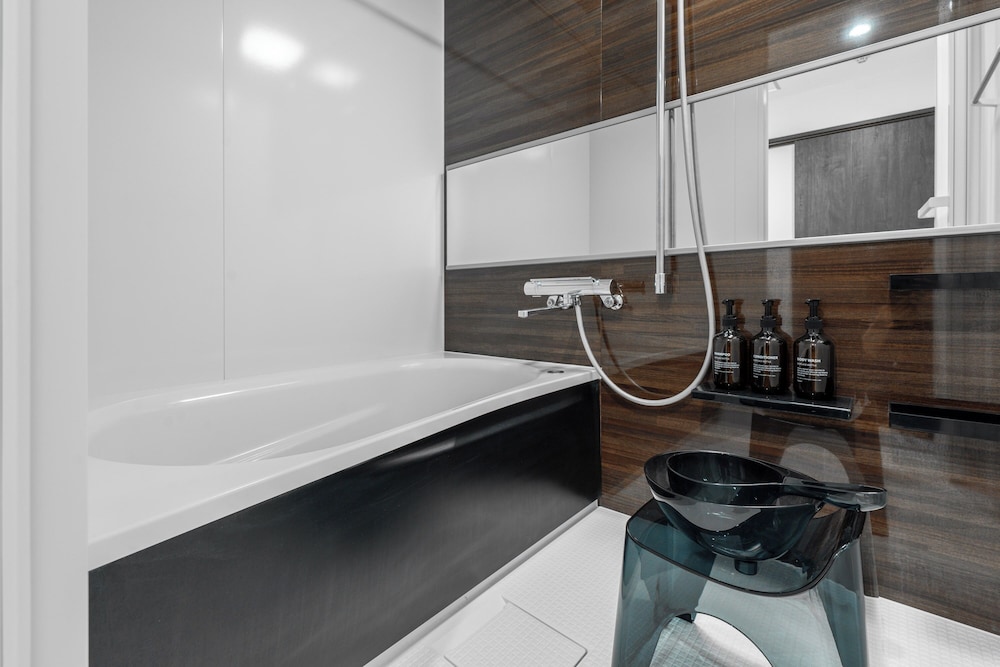 LUXIA 503