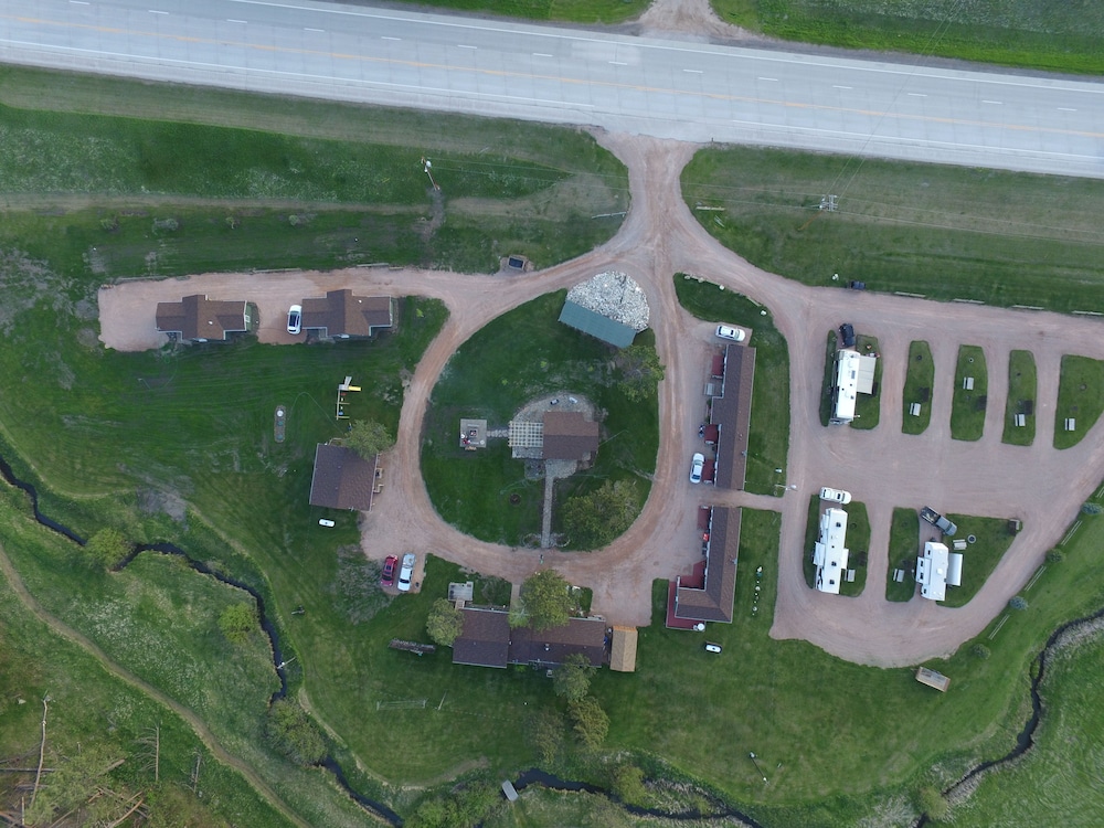 Black Elk Resort Cottages and RV Park