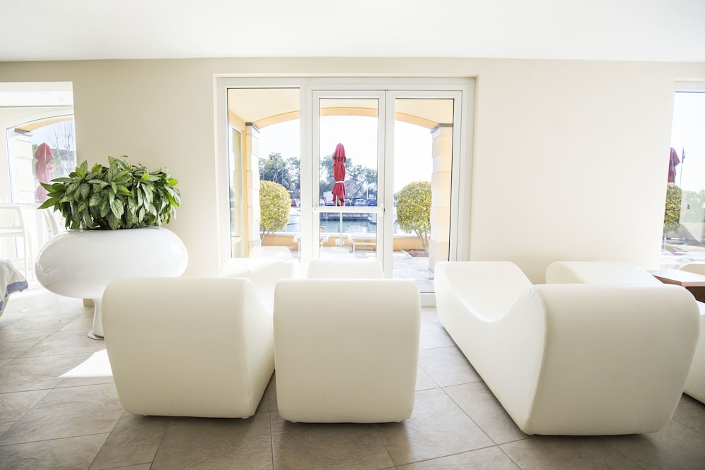 Sirmione Vacations - Hotel Sirmione e Promessi Sposi - Property Image 14