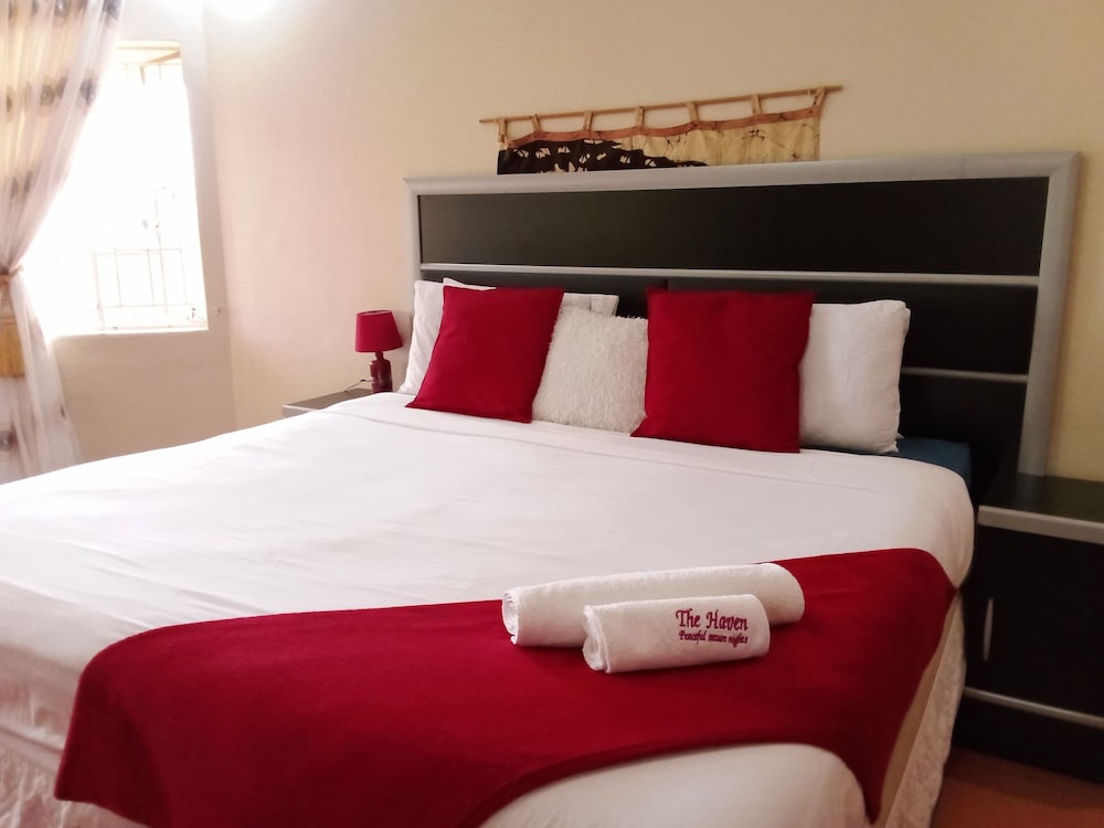 The Haven Guest house Thembelihle view 3