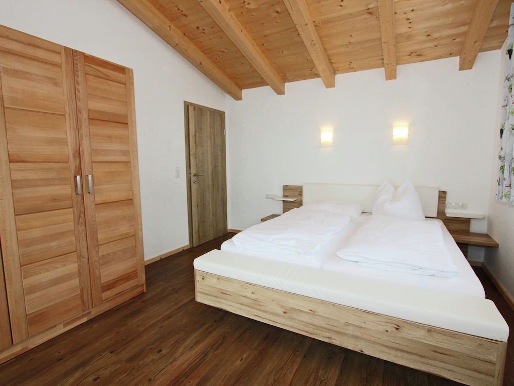 Holiday Home Steinfeld Close to the ski Lift view 4