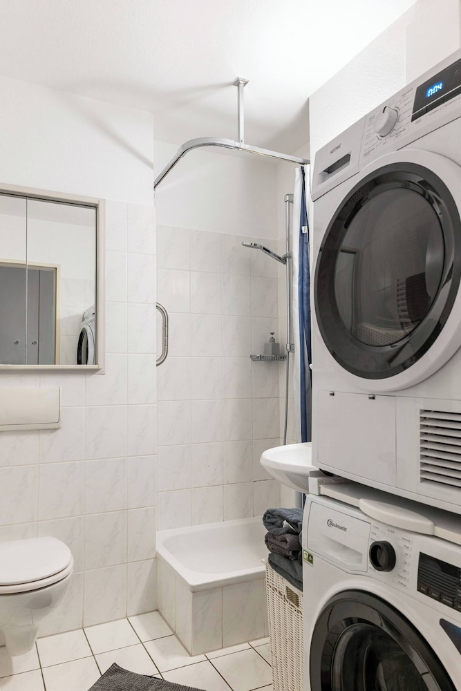 Elegant Studio Apartment in Düsseldorf Ludenberg