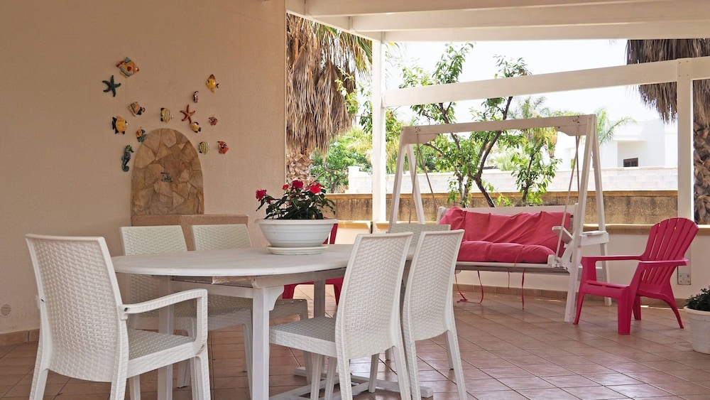 Villa Bellavista 8 Guests 3 Bedrooms by the sea
