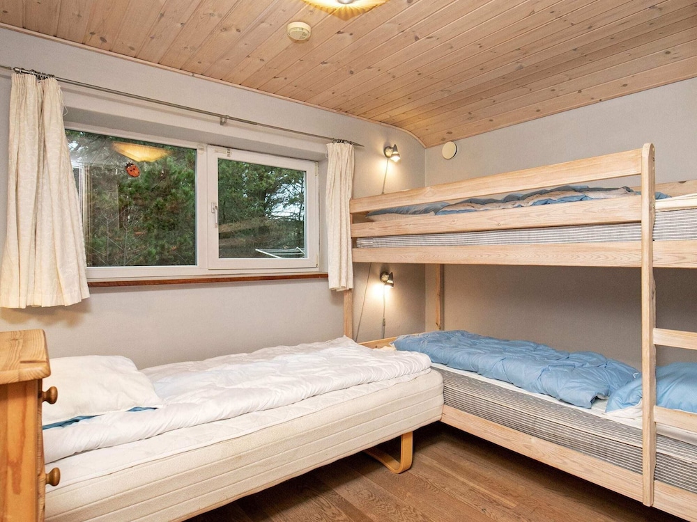 10 Person Holiday Home in Ringkobing view 2